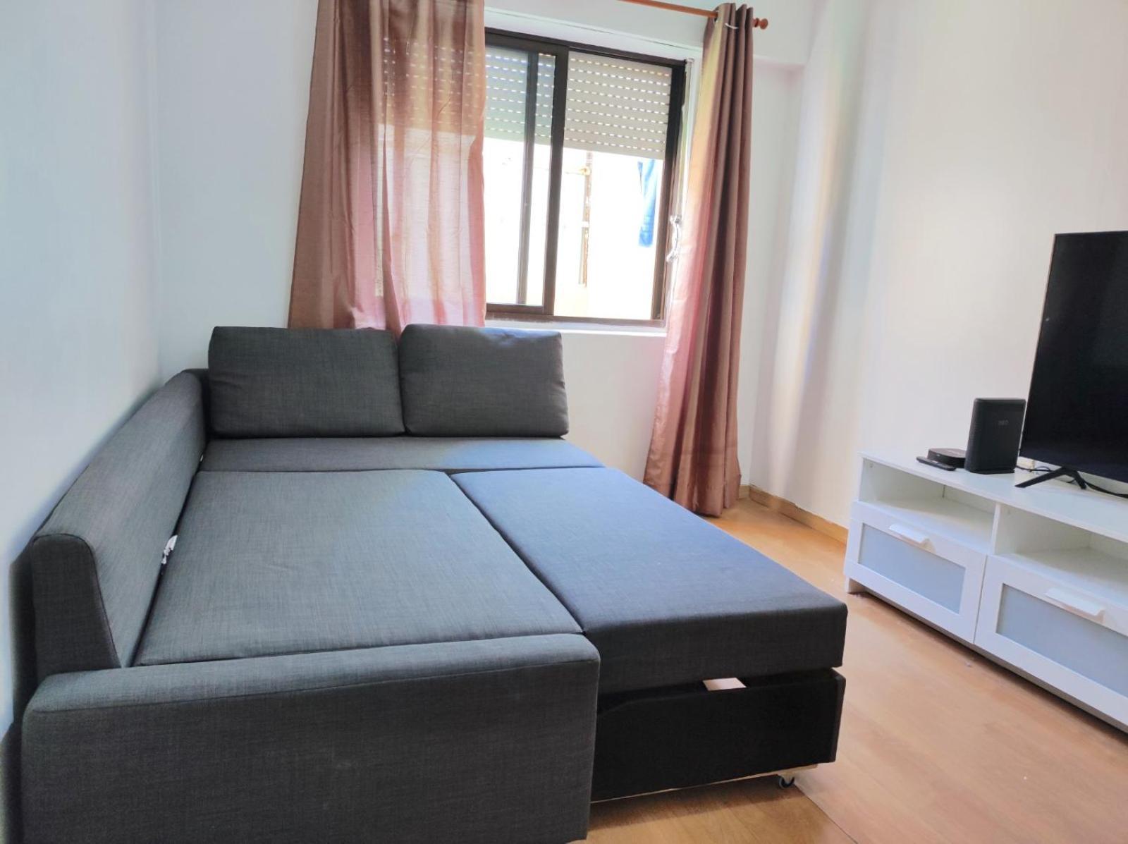 Laxuries Room For Rent โอดิเวลัส ภายนอก รูปภาพ