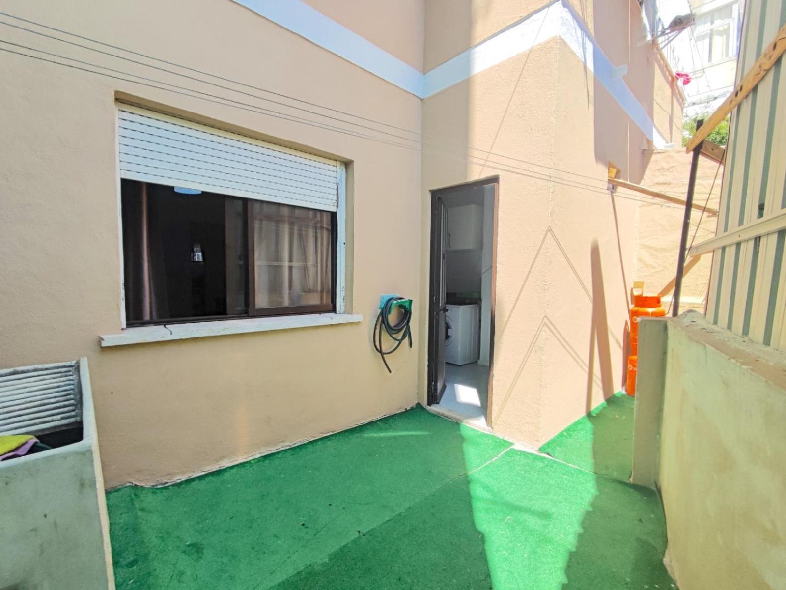 Laxuries Room For Rent โอดิเวลัส ภายนอก รูปภาพ